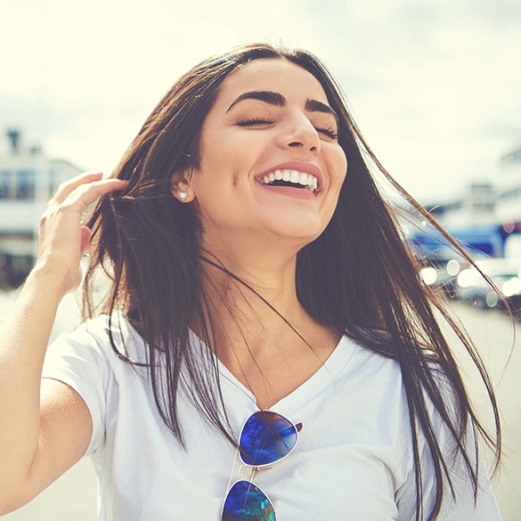 Complimentary cosmetic dnetistry consultation coupon